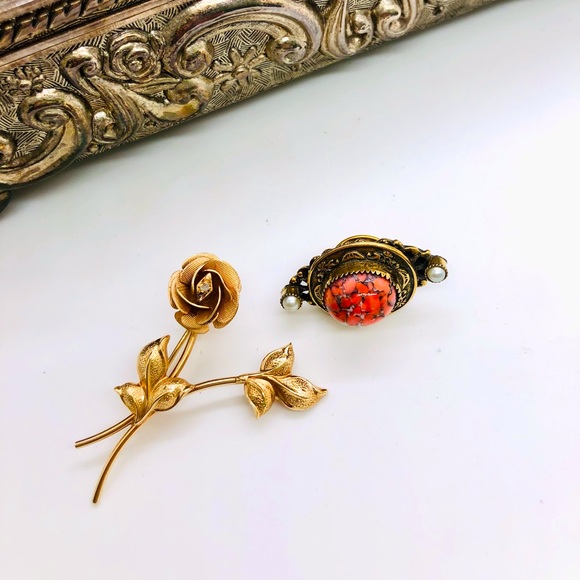 Vintage Original by Robert Pin & Gold Flower Brooch - Picture 15 of 16